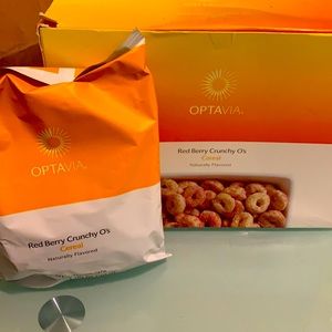 Optavia red berry crunchy o’s cereal  6 bags inside